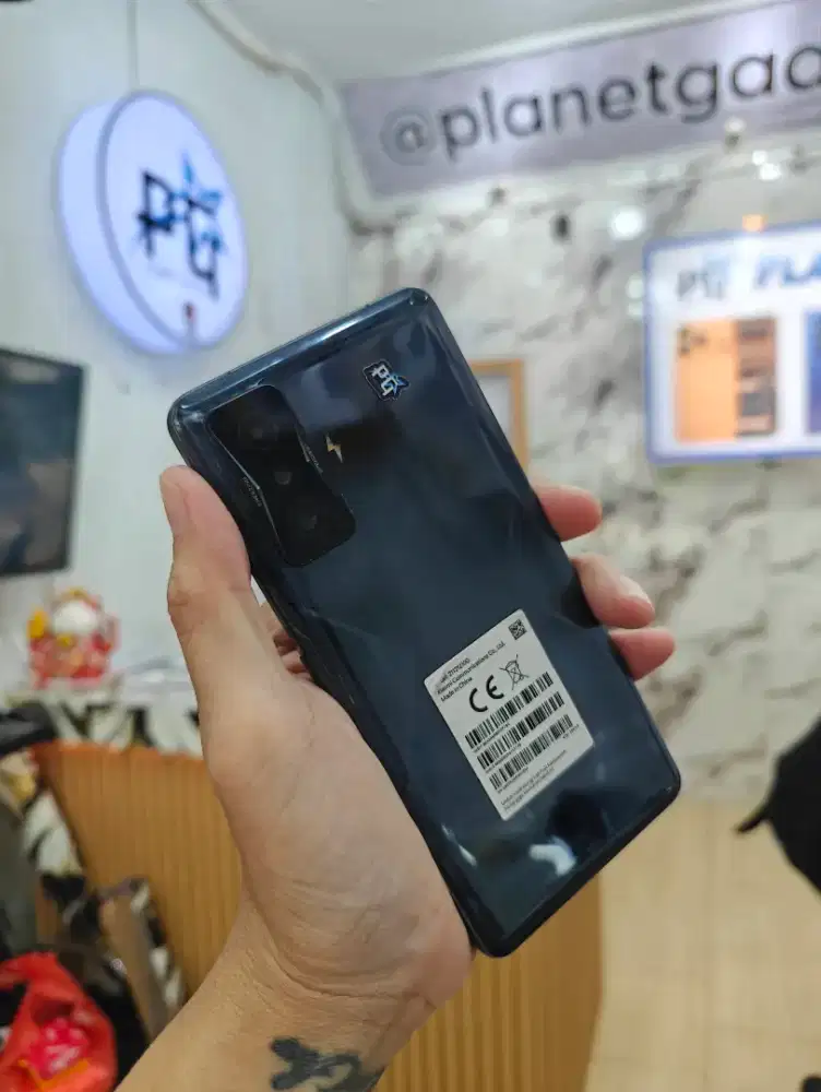 Poco f4 GT 5G 12/256