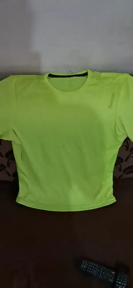 Kaos running rebok size m l