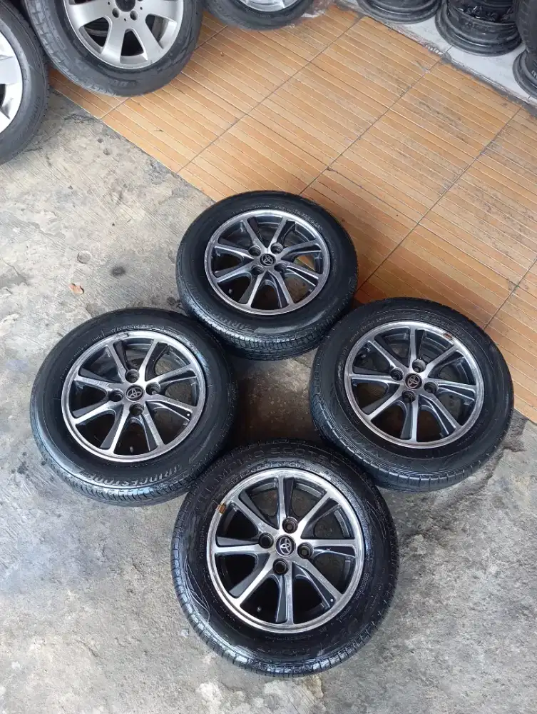 VELG OEM CAYLA RING 14 PCD 4X100 PLUS BAN