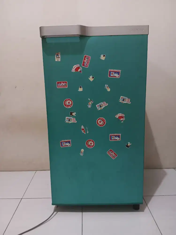 Kulkas Toshiba Glacio