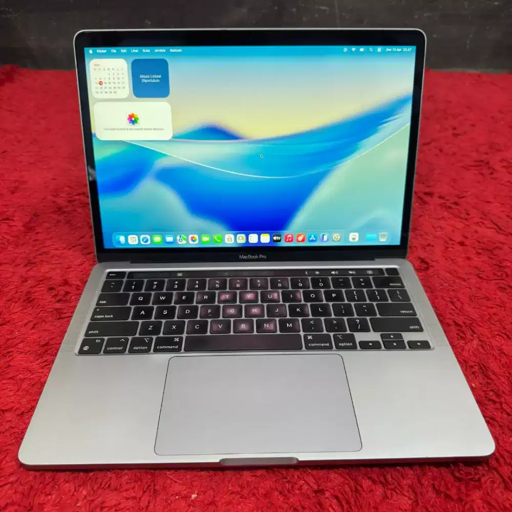 Macbook pro m1 2020 ram 8gb ssd 256gb siap pakai bisa cod