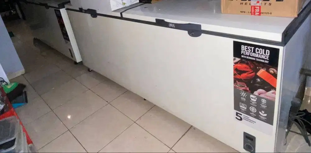 FREEZER BOX GEA AB-1200TX 1050L (2 PINTU) – SIAP PAKAI!