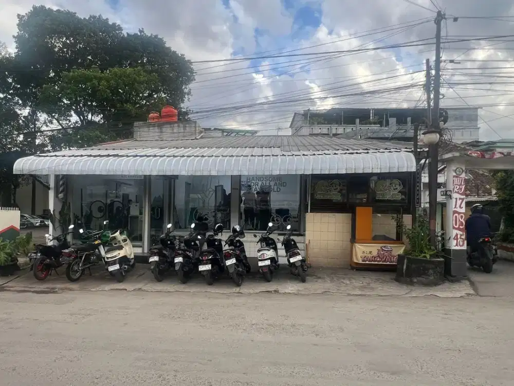 Ruko lelang murah, Siap Huni. Daerah Strategis dekat Kota di Komplek Ciroyom