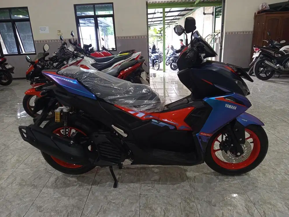 AEROX ALPHA CIBERCITY ABS 2025