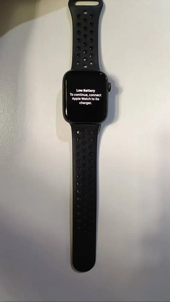 Apple Watch SE 5 Nike Original Like New Fullset Mulus Siap Pakai
