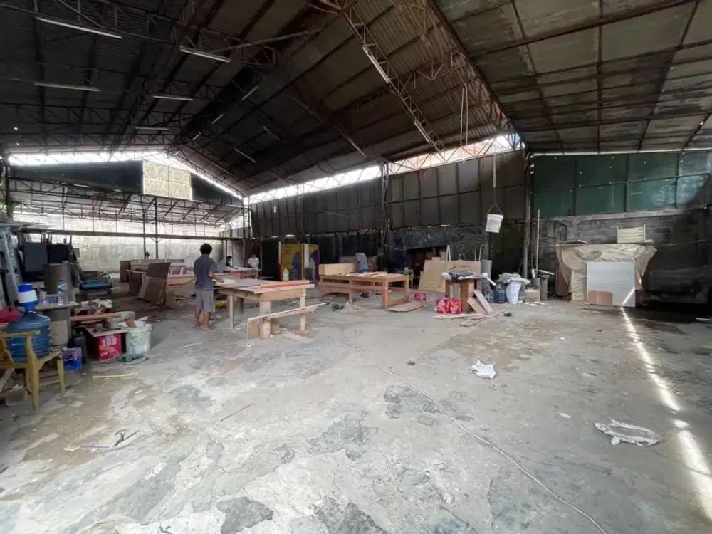 Gudang Komersil Bonus Office Lokasi Dekat Kawasan Industri Pulogadung Cakung Jakarta Timur