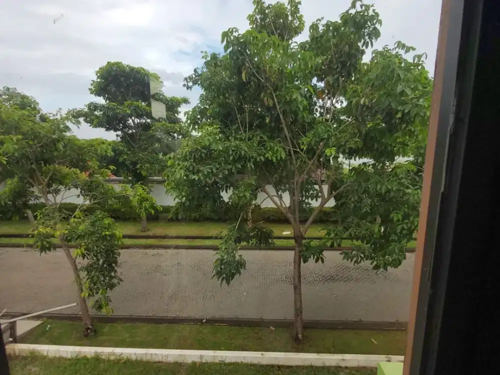 Dijual murah rumah hoek di green ara residence, harapan indah 2 bekasi Harga 1.7 m nego