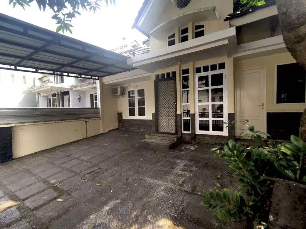 Disewakan Rumah 2 Lantai Full Furnished di Taman Puspita Citra Raya Tangerang