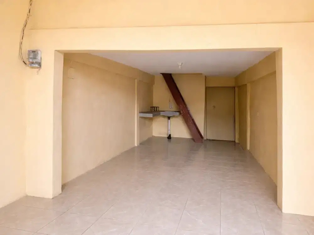 RUKO BERSIH SIAP HUNI DI PESANGGRAHAN ULUJAMI JAKARTA SELATAN