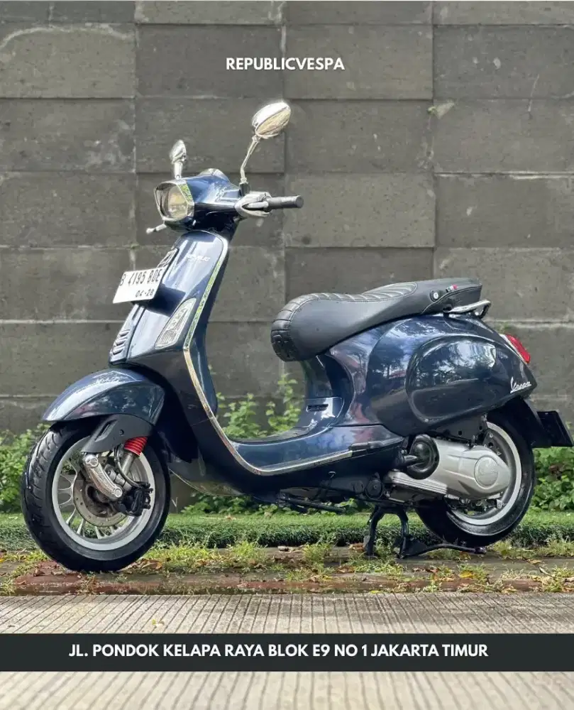 Piaggio Vespa Sprint 150 3V Th 2014 Warna Biru Perfect Condition