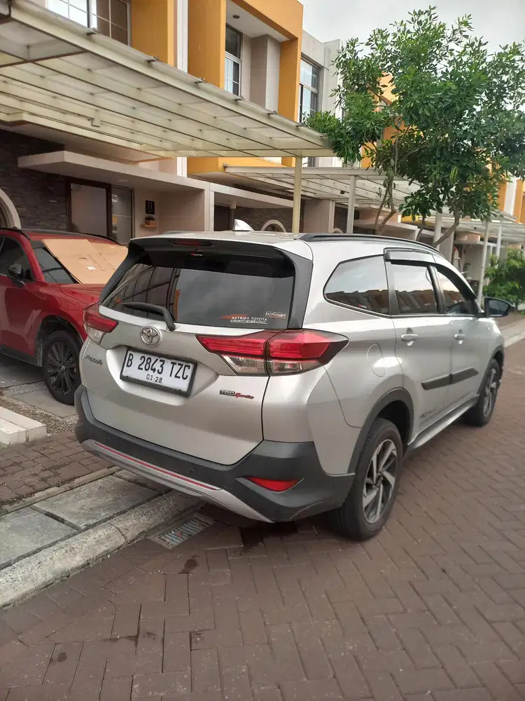 Toyota Rush 2018 Bensin