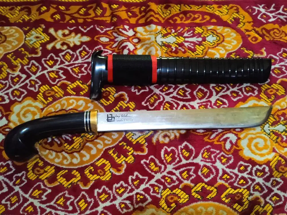 Golok sembelih baja Vanadis 8 full tanduk