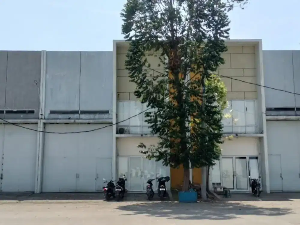 Dijual 3 Unit Gudang Gandeng di Teluk Naga Bizpark, LB.300M², Unit Ready