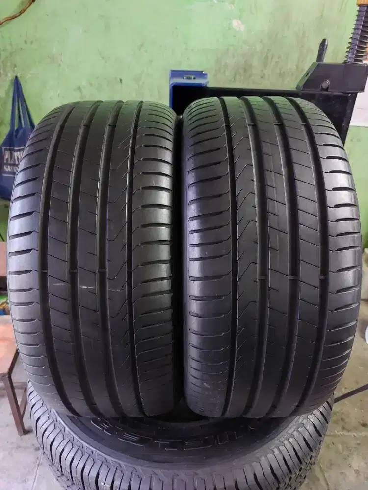 Ban Mobil 245 40 R18 Pirelli Cinturato P7