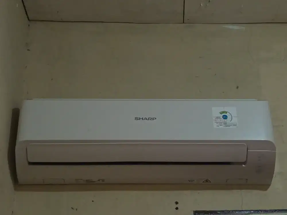 Dijual cepat AC SHARP 3/4 PK R32 INVERTER