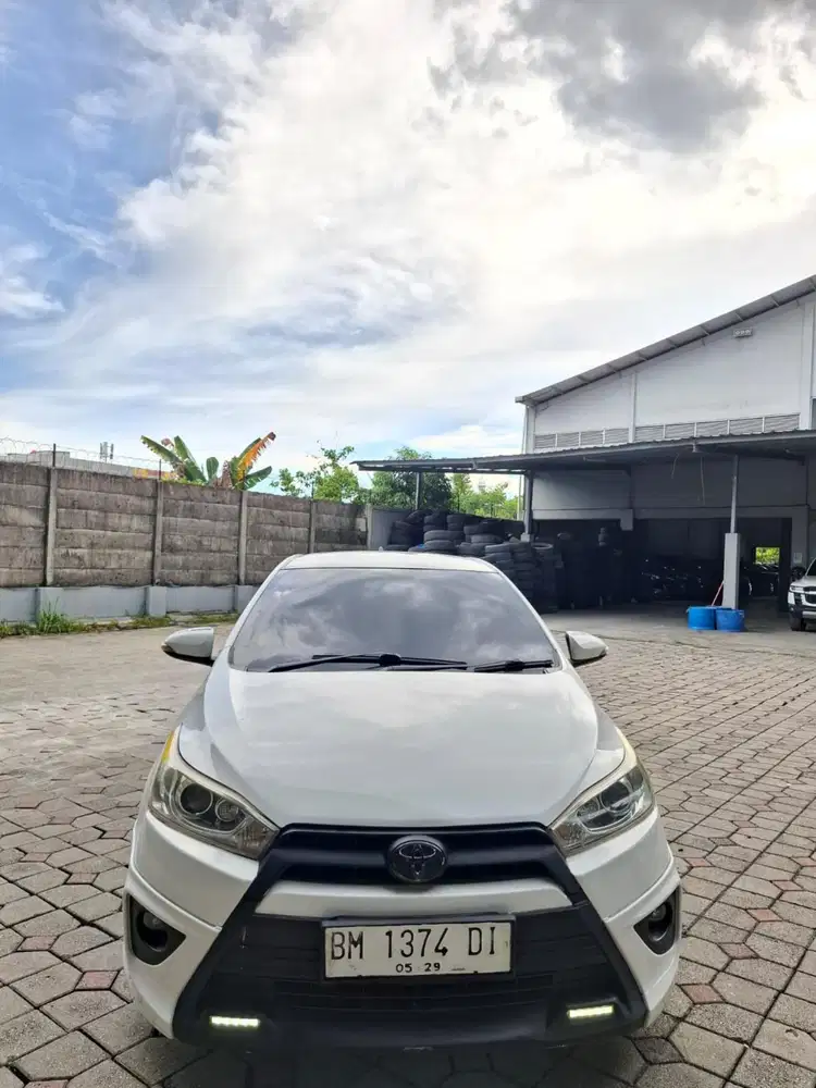Yaris 2014 S TRD matic. Km 120rb