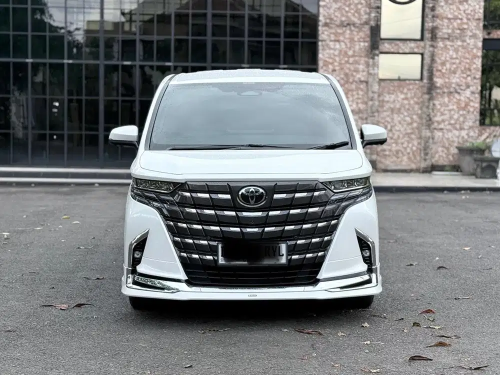 (km1rb)ALPHARD HEV MODELISTA 2024/2025