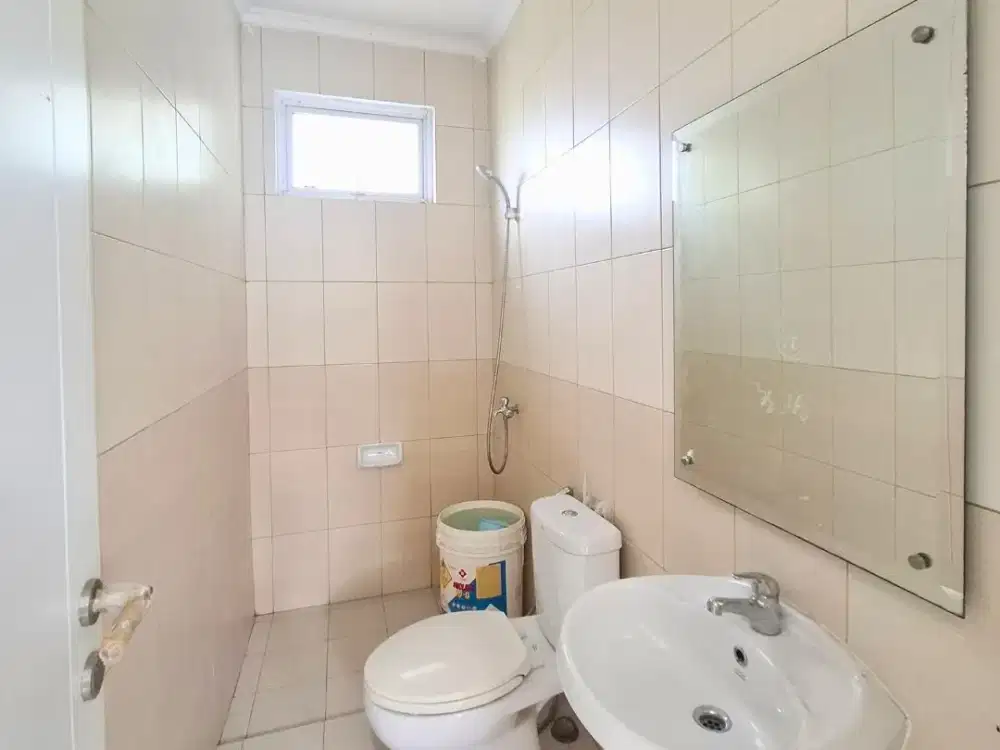 Rumah baru siap huni di cluster South Thames - Jakarta Garden City Jakarta Timur