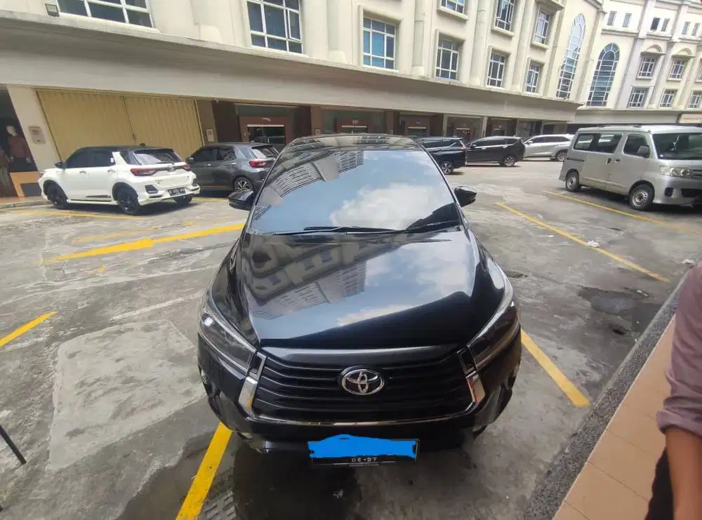 Toyota Kijang Innova 2.0 G AT 2022 – Hitam, Siap Paka