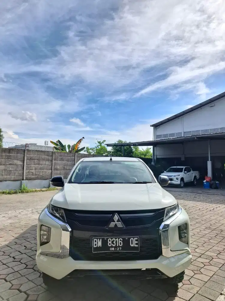 Triton 2022 GLS DC manual. Km 123rb antik