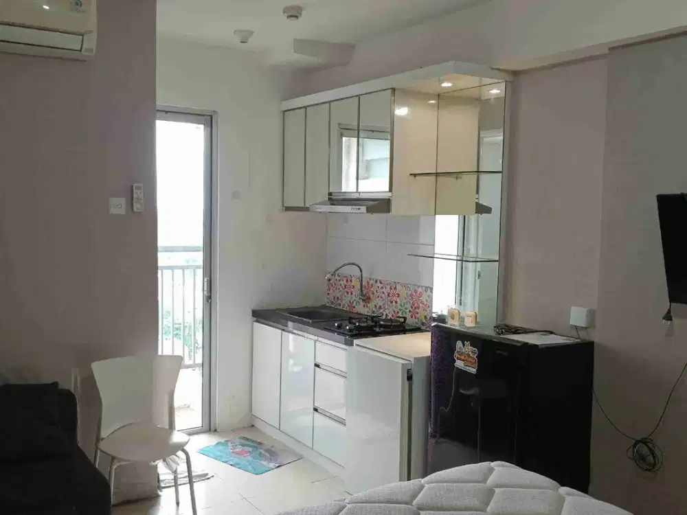 Sewa Studio Furnished Bassura city Apartemen