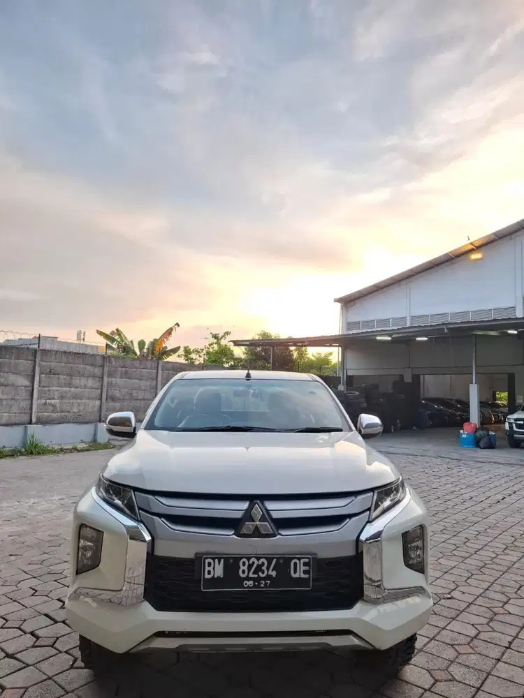 Triton 2022 GLS DC manual. Km 127rb antik