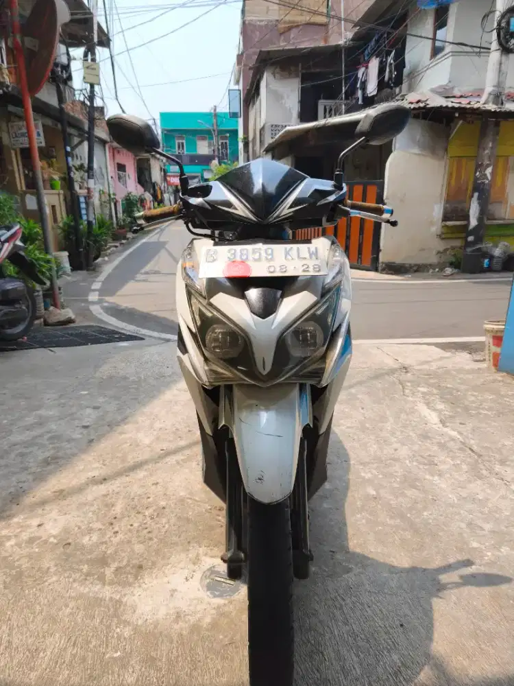 Honda Vario 125cc KZR PGM-FI Tahun 2013