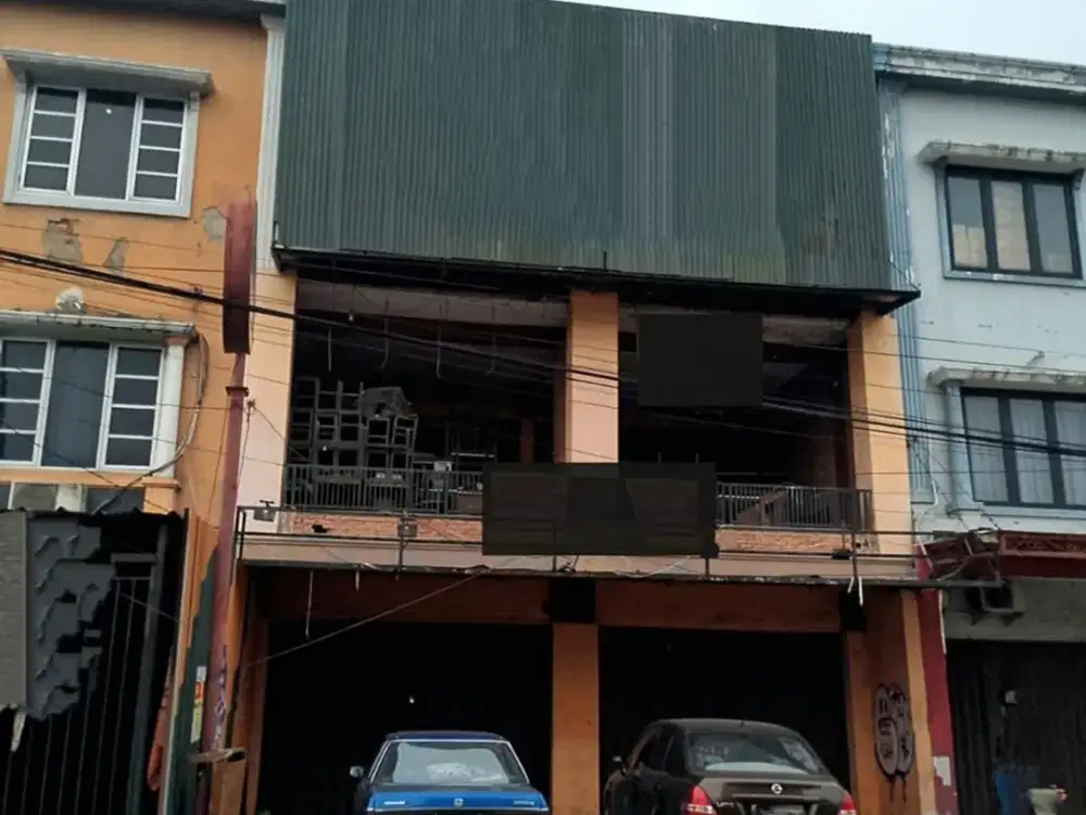 Ruko Strategis 3 Lantai di Jalan Raya Bintara - Perbatasan Pondok Kopi