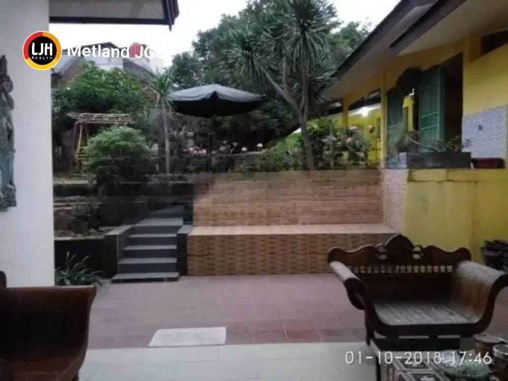 Rumah Megah 2 Lantai Siap Huni Luas 707 SHM di Jatiwaringin Asri, Bekasi