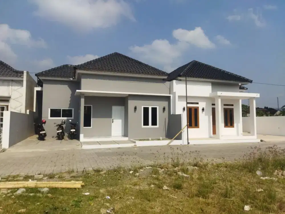 dijual tanah kavlingan luas 100m2 lokasi di dekat luwes gentan bisa cash bertahap dan pembiayaan lewat BANK