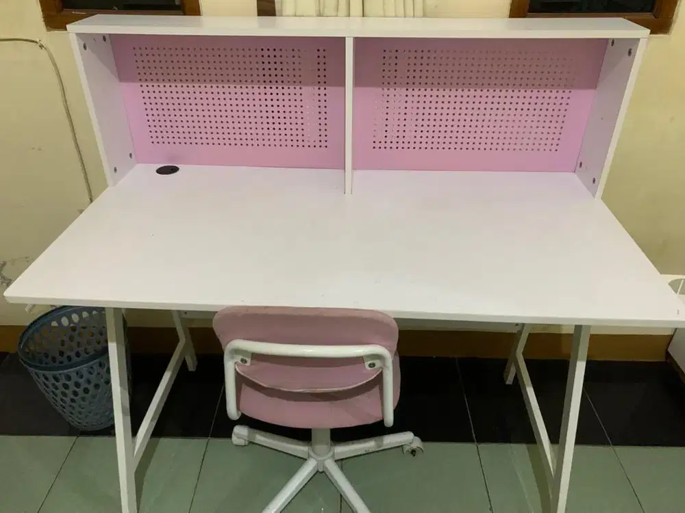 meja belajar anak
