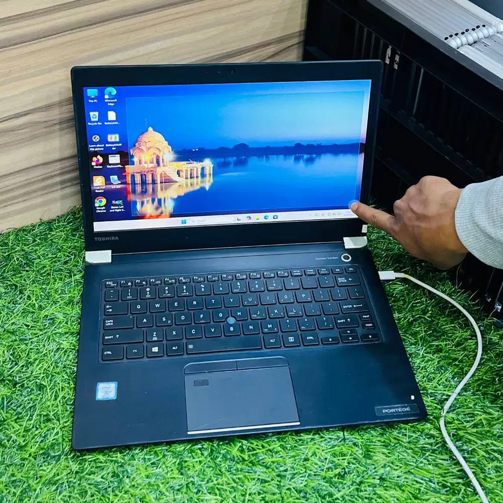 Toshiba Portage X30-E TOUCHSCREEN i7 gen8 8GB/256GB FULL HD *RDC