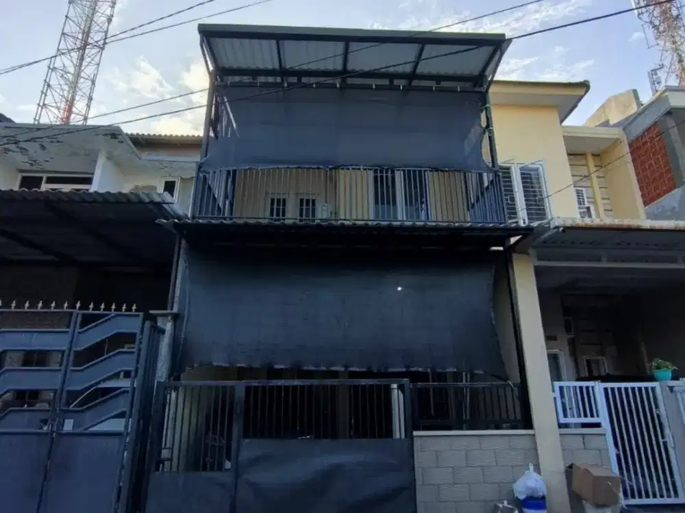 Rumah 2 Lantai Ploso Dekat Unair & Galaxy Mall Siap Huni