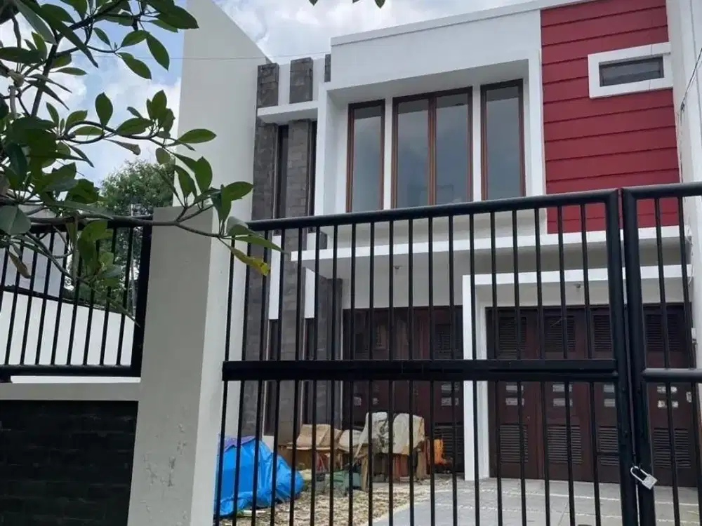 Dijual Rumah Lebar 7,5 Mtr di Billymoon, Jakarta Timur