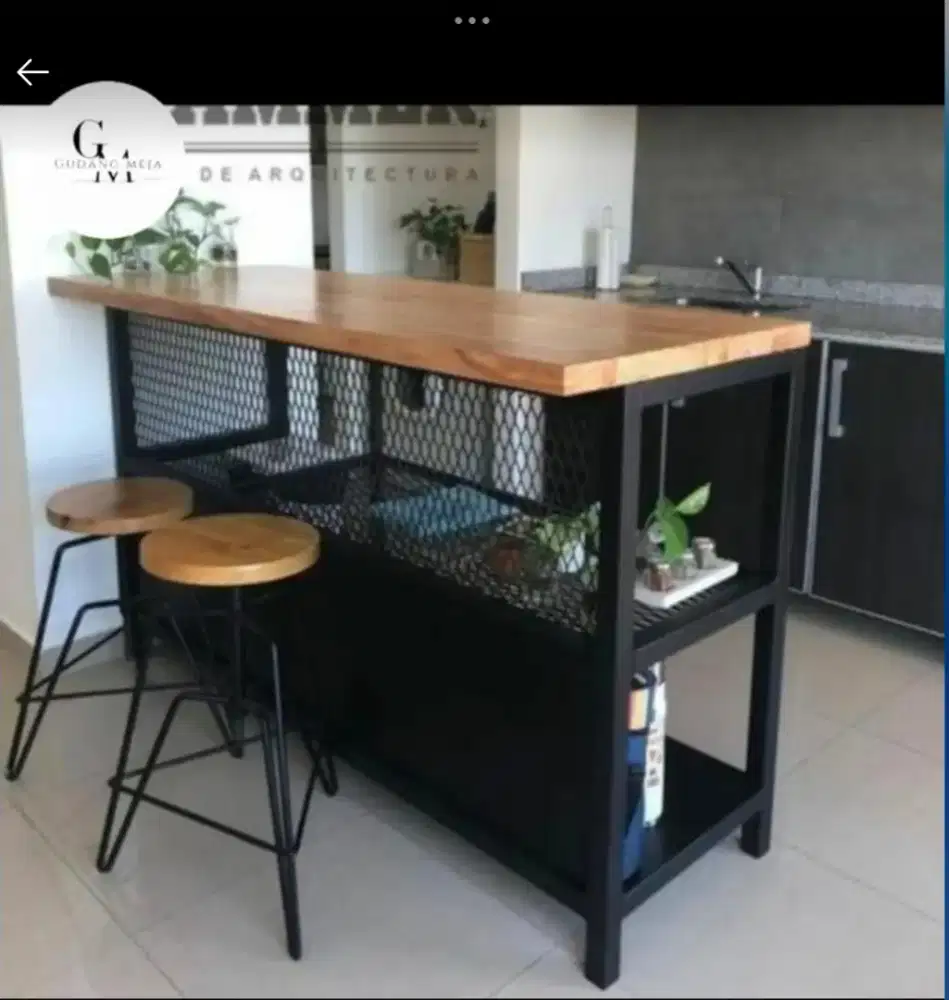 Island table / pantry table/ meja bar.