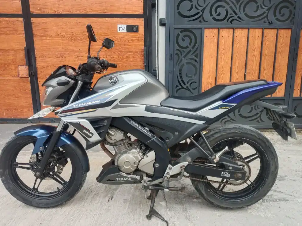 Yamaha Vixion 150cc tahun 2018 plat 2028 di Tangerang