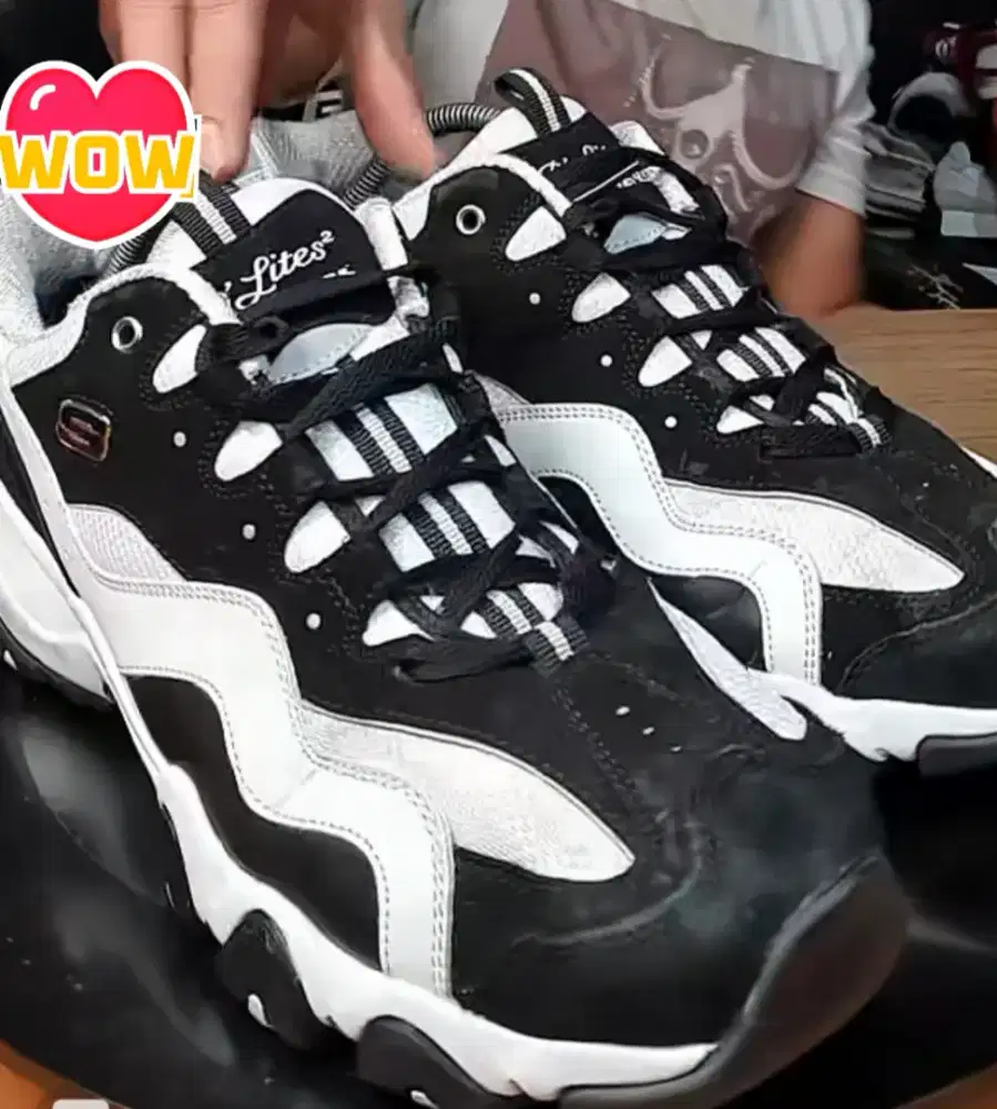 Sepatu Skechers d'lites pria dewasa size 43 insole 28cm