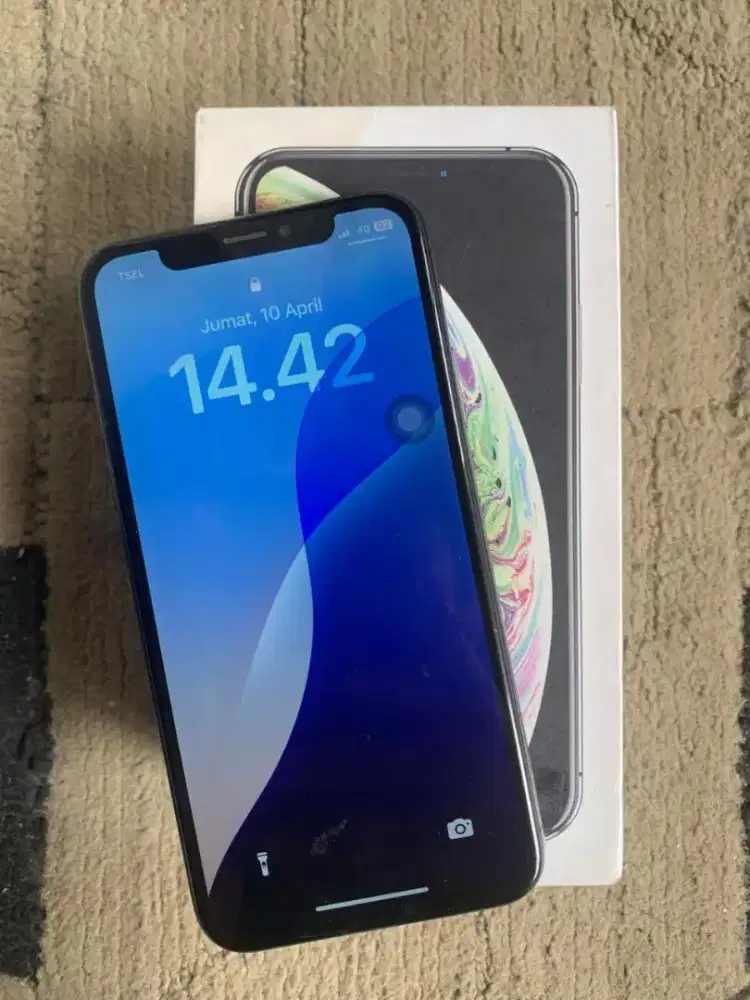 iPhone xs 64 fulset kotak charger