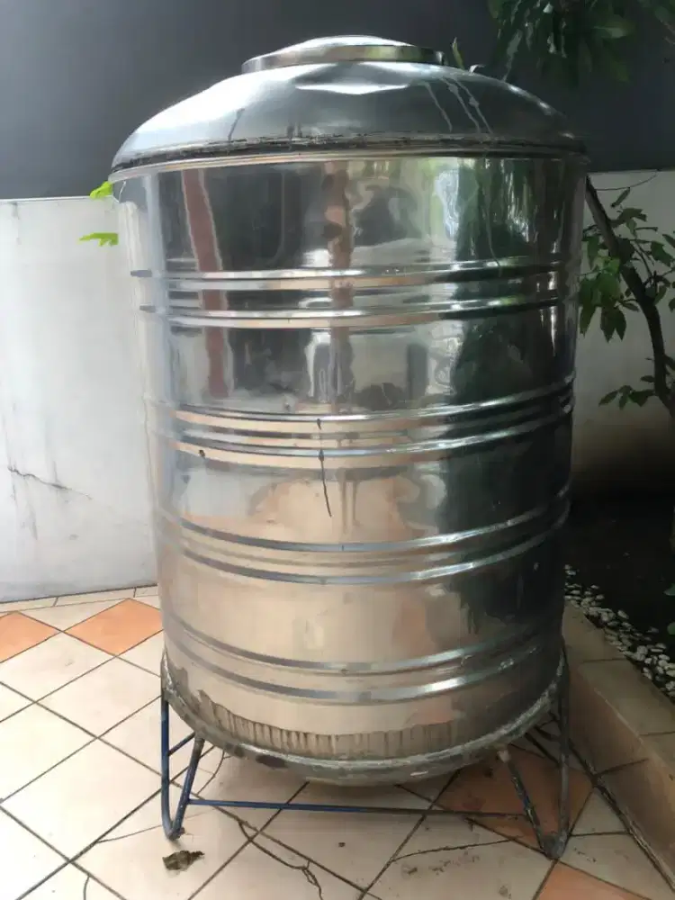 Toren air stainless 1000lt  bekas