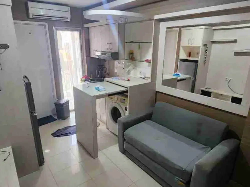 Jual 2BR lantai rendah SHM apartemen Bassura City tower Jasmine