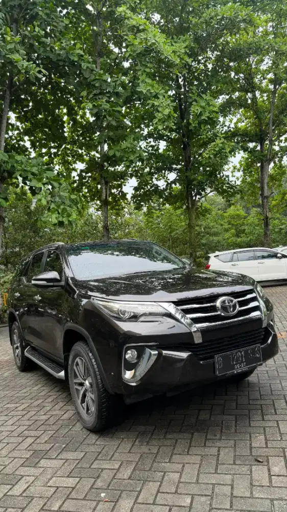 Fortuner VRZ Matic 2017 Pajak baru 07/2025