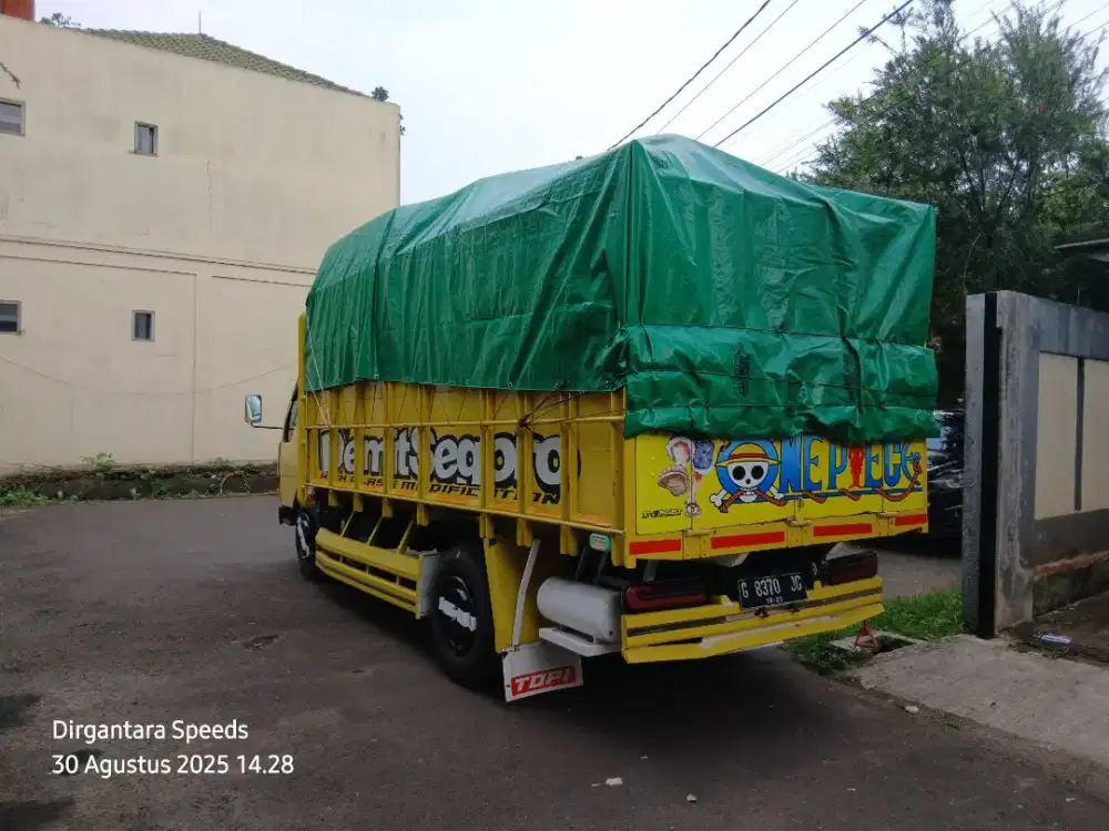 Sewa truk pindahan rumah kantor apartement kos2an gudang dll