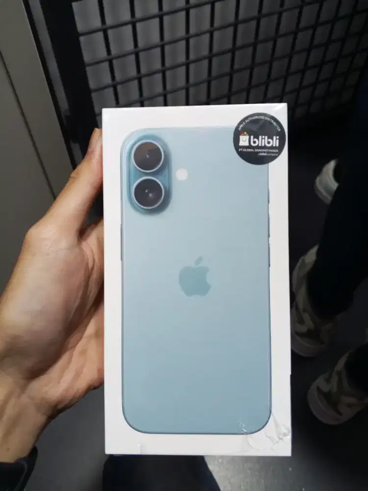 Ready iPhone 16 basic teal 128GB Garansi resmi premium