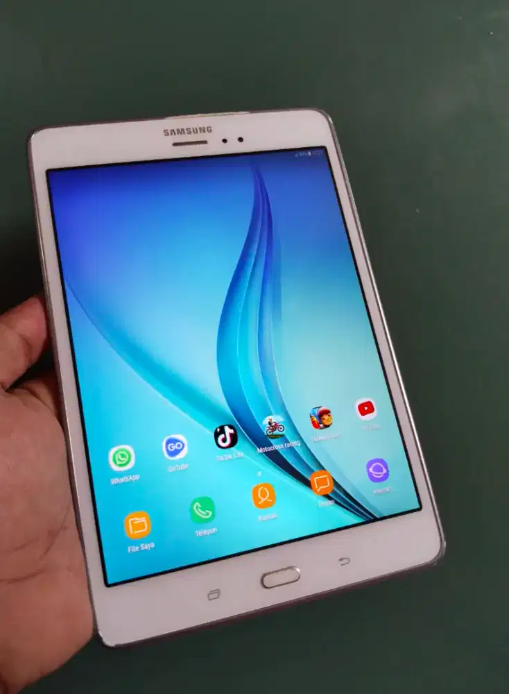 Samsung tab A layar lebar 8 inch ram 2/16 jaringan 4G Lte
