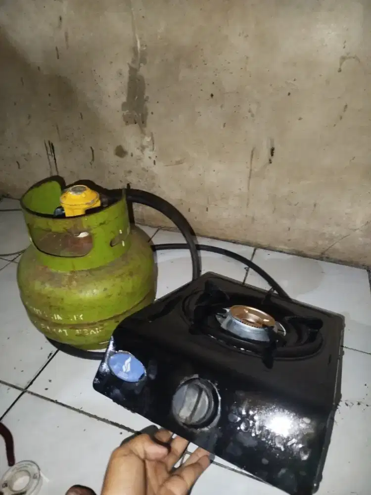 Kompor gas merk Omicko 1 tungku
No minus di jamin Harga 350 sepaketan