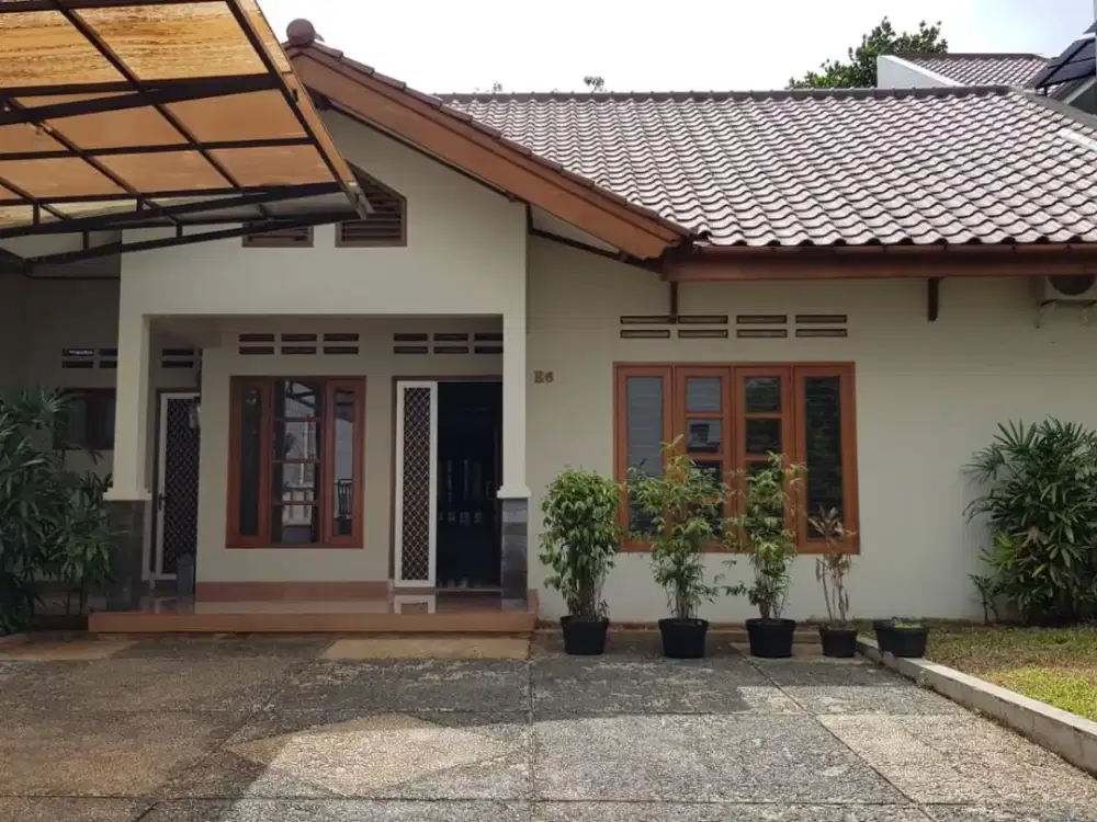 Rumah Siap Huni dan Strategis di Jakarta Selatan