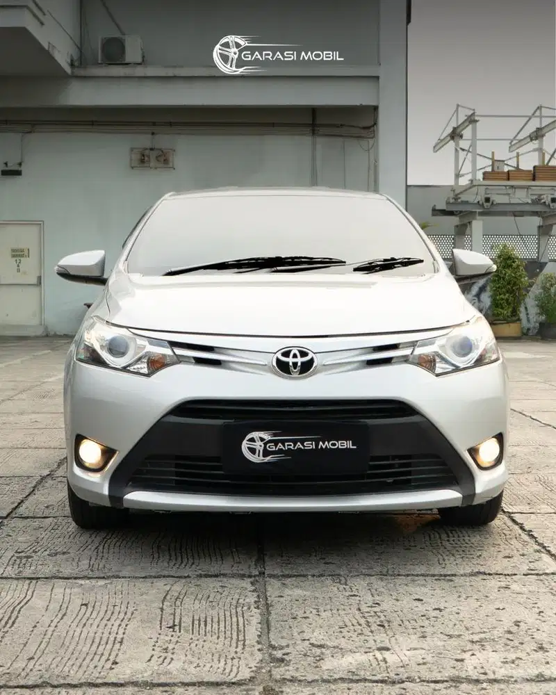 Toyota Vios G 2015 AT Silver Low KM!!!