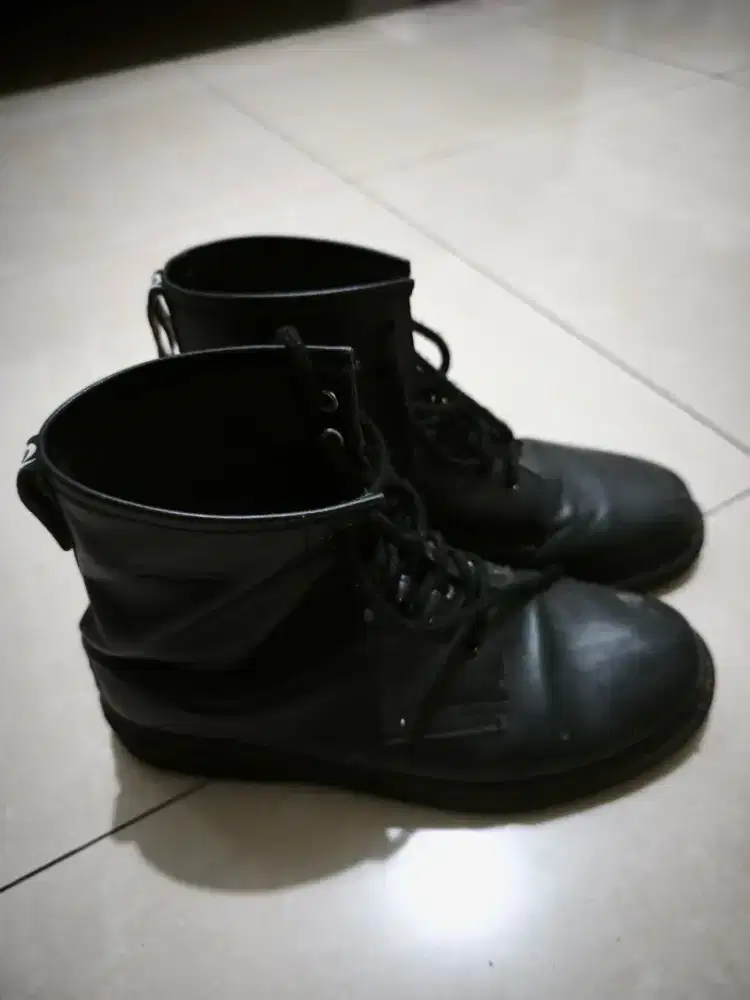 Mancow High Boots Size 43