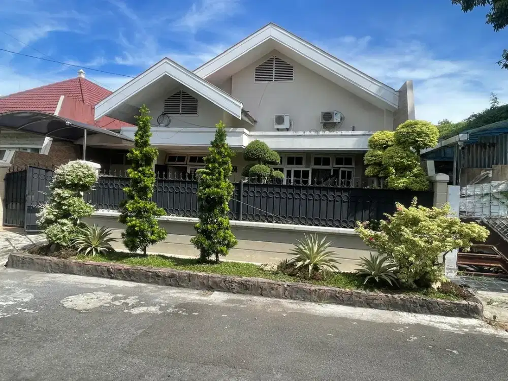 Jual rumah Dharmahusada Indah Utara