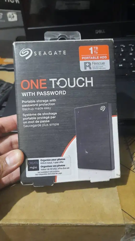 Dijual HDD Eksternal / Portable  Seagate One Touch 1TB 99% baru (Nego)